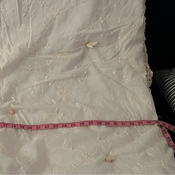 Crib size comforter and blanket set (2 blankets, different weights). Off… - Picture 8 of 16